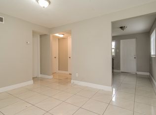 6104 SW 38th St, Hollywood, FL 33023