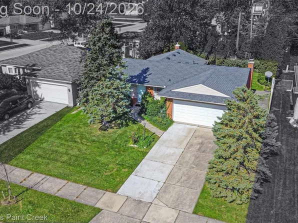 33790 Dyar Ct, Sterling Heights, MI 48310