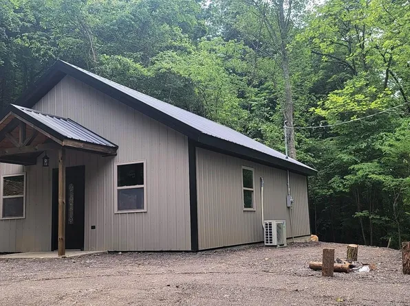 10459 Old Scout Cabin Ln, Mitchell, IN 47446