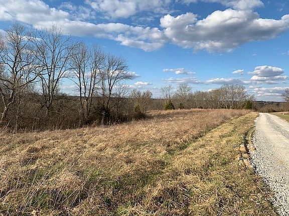 4th image of 1 Hoover Ln Lot Farm