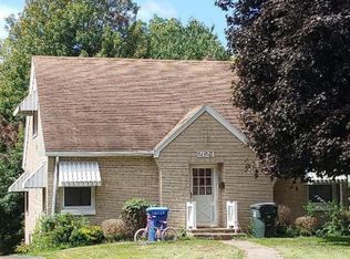 2124 Mulberry Ave, Muscatine, IA 52761