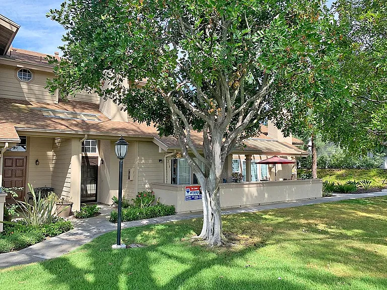 3181 Old Bridgeport Way — Photo 3