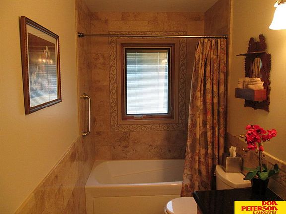4th image of 705 N Christy St