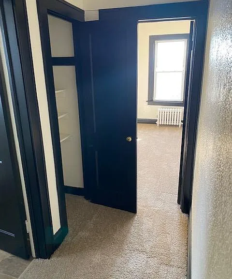 Davis Apartment — Photo 5