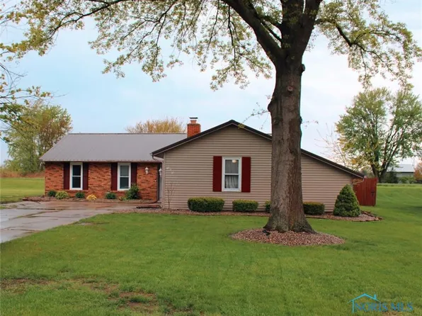 508 Maple Ln, Hicksville, OH 43526
