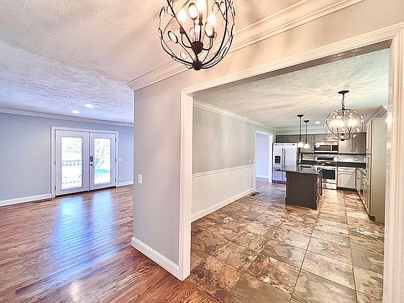 2nd image of 226 Pine Grove Rd