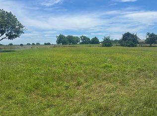 Hickory St, Calvert, TX 77837