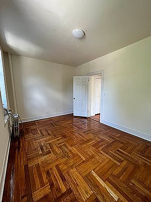 5th image of 4266 Phlox Pl APT B9