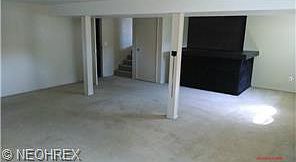 4th image of 5511 Winfield Dr