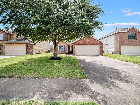 2nd image of 17963 Branch Creek Dr