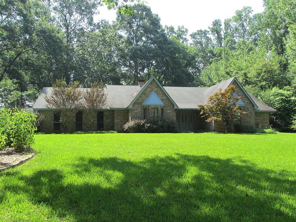1st image of 106 Danawood Ln