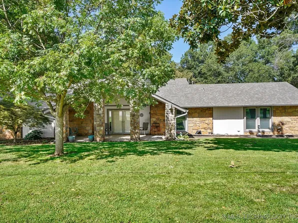 15828 S 294th East Ave, Coweta, OK 74429