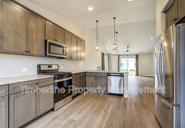 6348 Deco Dr — Photo 28