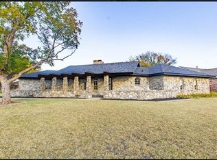 20 SE Camelot Dr, Lawton, OK 73501