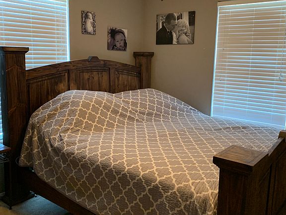 Master Bedroom W/Big Closet