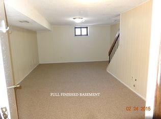 627 Sharon Ct, Woodbridge, NJ 07095