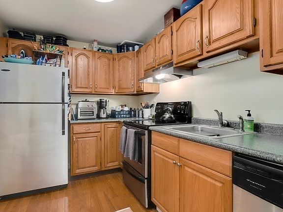 5th image of 30 Hill Top St APT 7