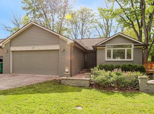 329 N East St, Westfield, IN 46074