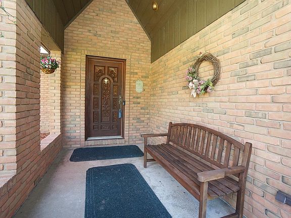 3rd image of 5076 Pebblevalley Dr