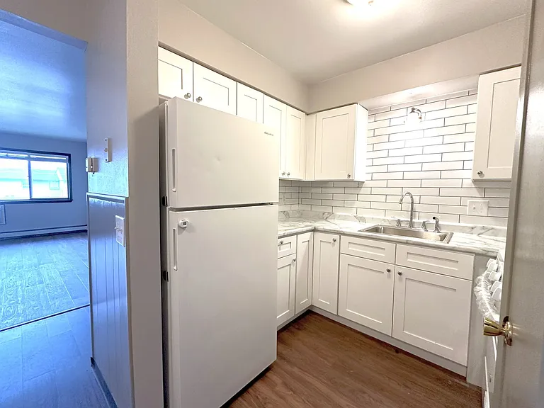 94th Homes — Photo 3