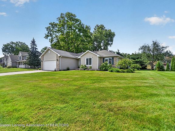 3rd image of 3581 Orchid Ln