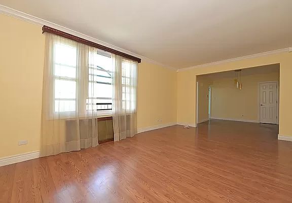 5th image of 84-31 Van Wyck Expy APT 6J