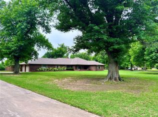 804 Pecan St, Tuttle, OK 73089