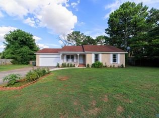 4607 Calvert Rd NW, Huntsville, AL 35816