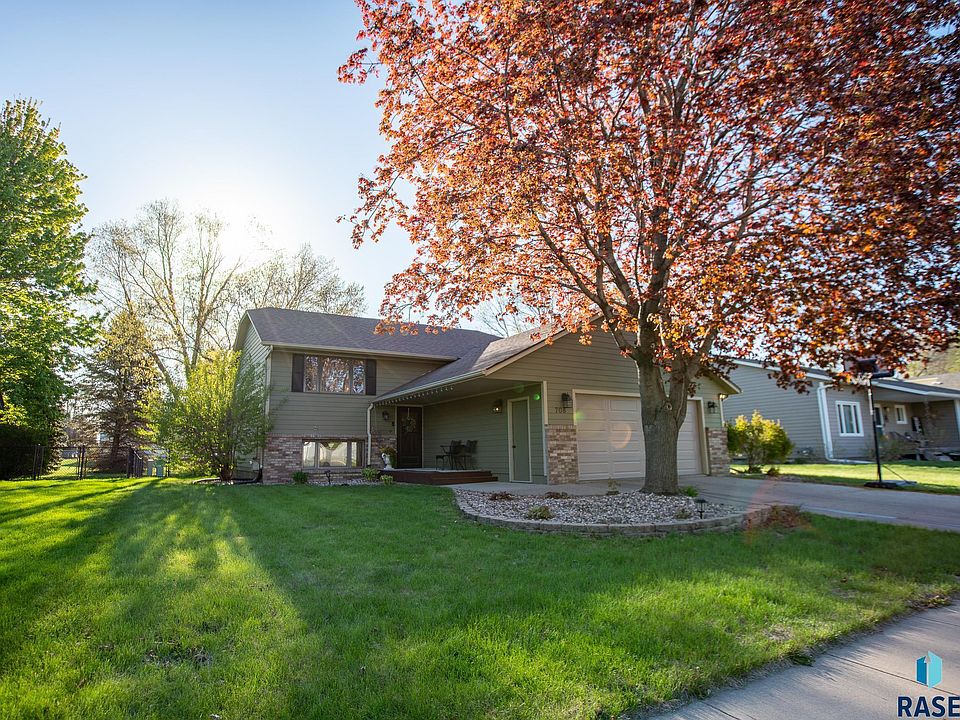 1st image of 708 S Lakota Ave