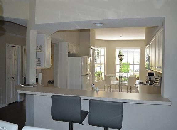 5th image of 1960 Willow Bend Cir APT 102