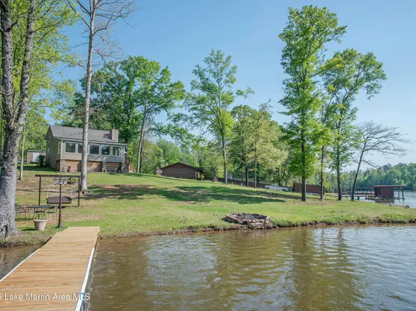 790 Lakeview Hts, Jacksons Gap, AL 36861