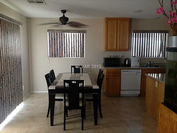 4th image of 3141 McLennan Ave