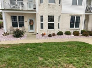228 Adams Pointe Blvd UNIT 8, Mars, PA 16046