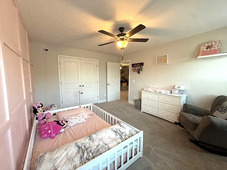 Upstairs Bedroom 2