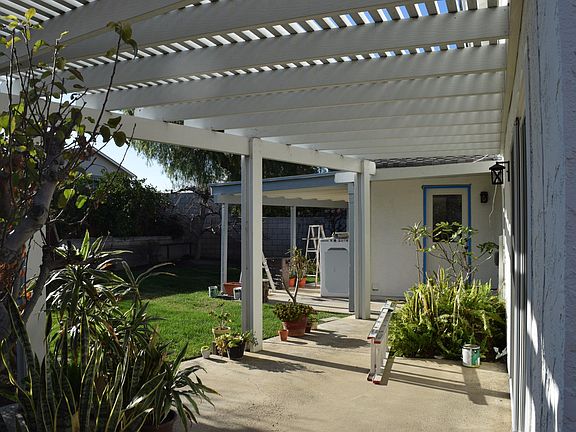 5th image of 307 N Torrens St