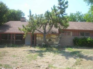 645 W Pentagon Parkway Cir, Dallas, TX 75224