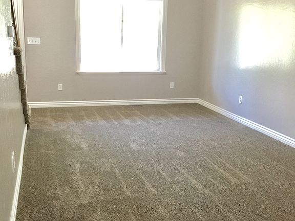 Main Floor Family Rm