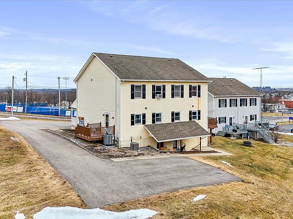 5th image of 257-259 261 School House Dr