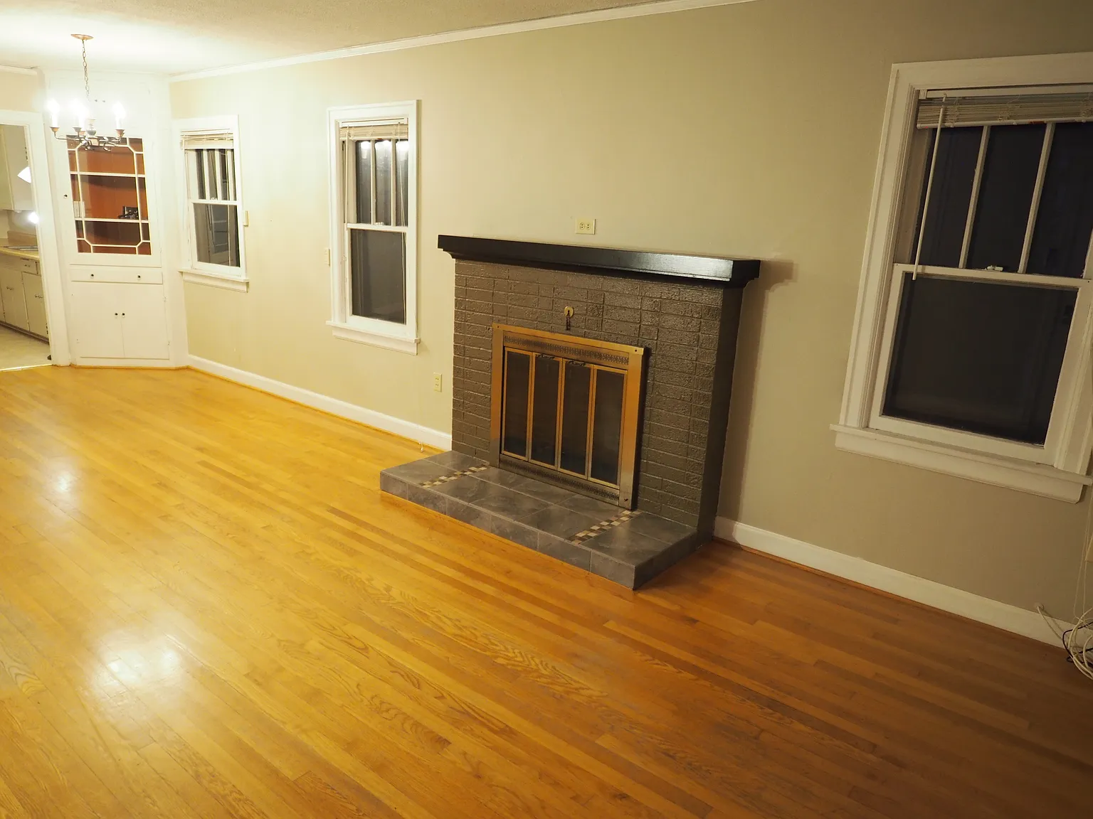 2 bed, 1250 sqft, $2,100 — Photo 2