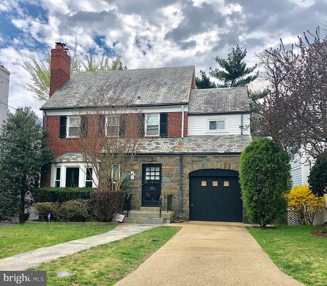 2824 Northampton St NW photo 1