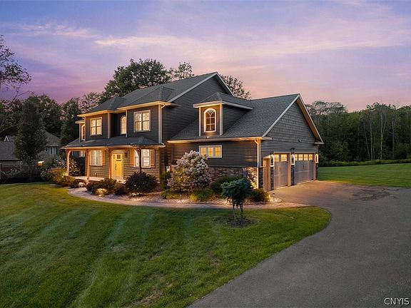 2nd image of 10537 Doyle Rd