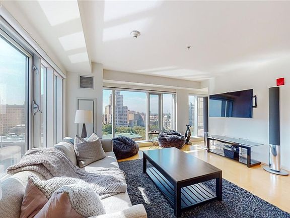5th image of 100 Exchange St Unit 1203