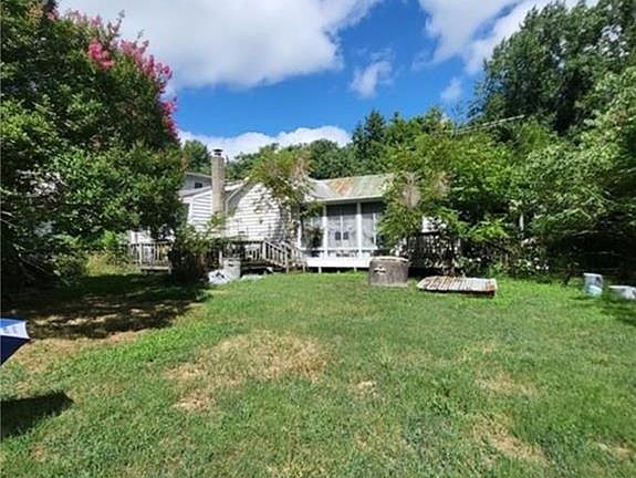 2nd image of 4523 Stormont Rd