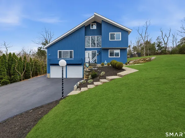 16 Raquel Drive, Danbury, CT 06811