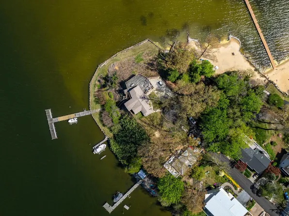 300 S Riverside Dr, Crownsville, MD 21032