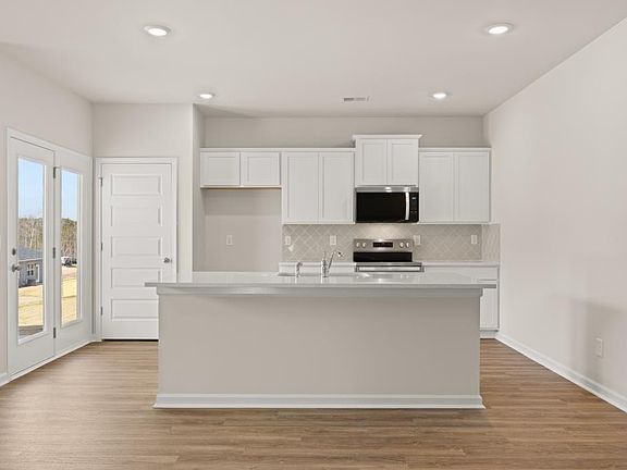 5th image of 1123 Adirondac Way