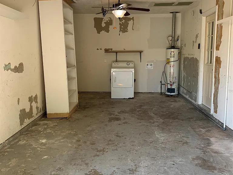 340 Westwood Ln — Photo 15