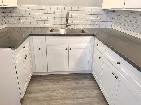 2nd image of 7318 Newlin Ave #5/6