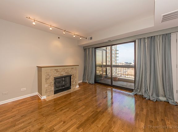 5th image of 1212 N Wells St APT 1105