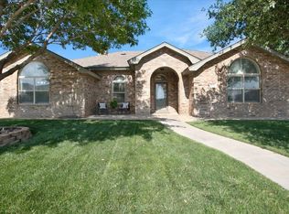 902 Monticello Ave, Lubbock, TX 79416